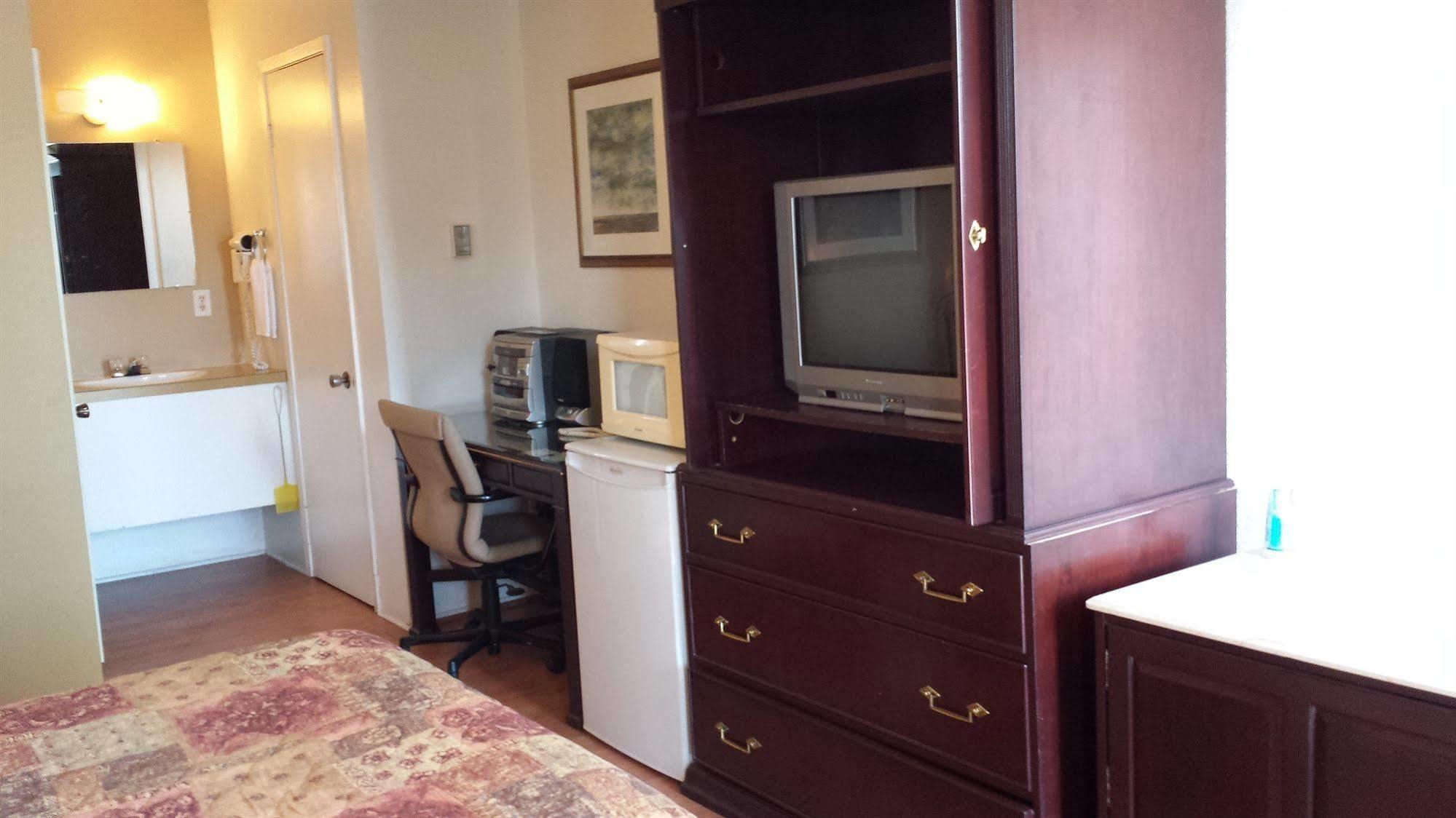 Motel Iberville Saint-Jean-sur-Richelieu Ngoại thất bức ảnh