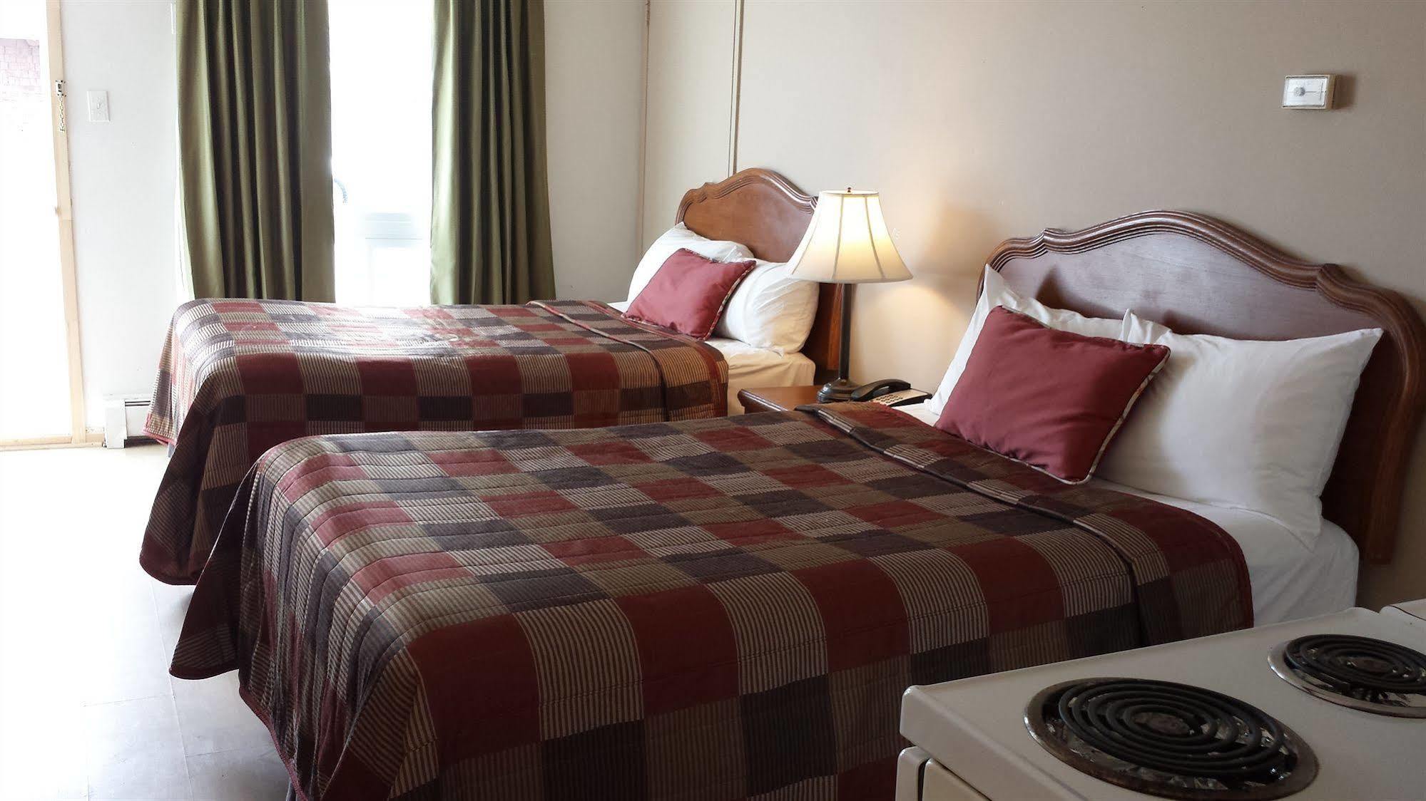 Motel Iberville Saint-Jean-sur-Richelieu Ngoại thất bức ảnh