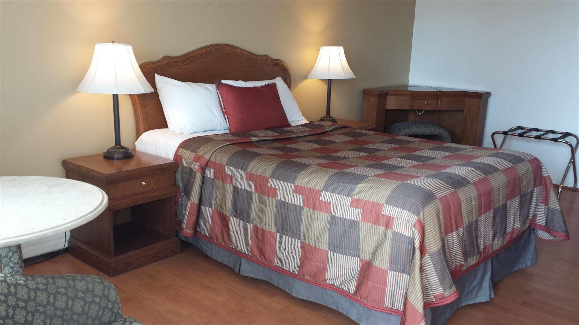 Motel Iberville Saint-Jean-sur-Richelieu Ngoại thất bức ảnh