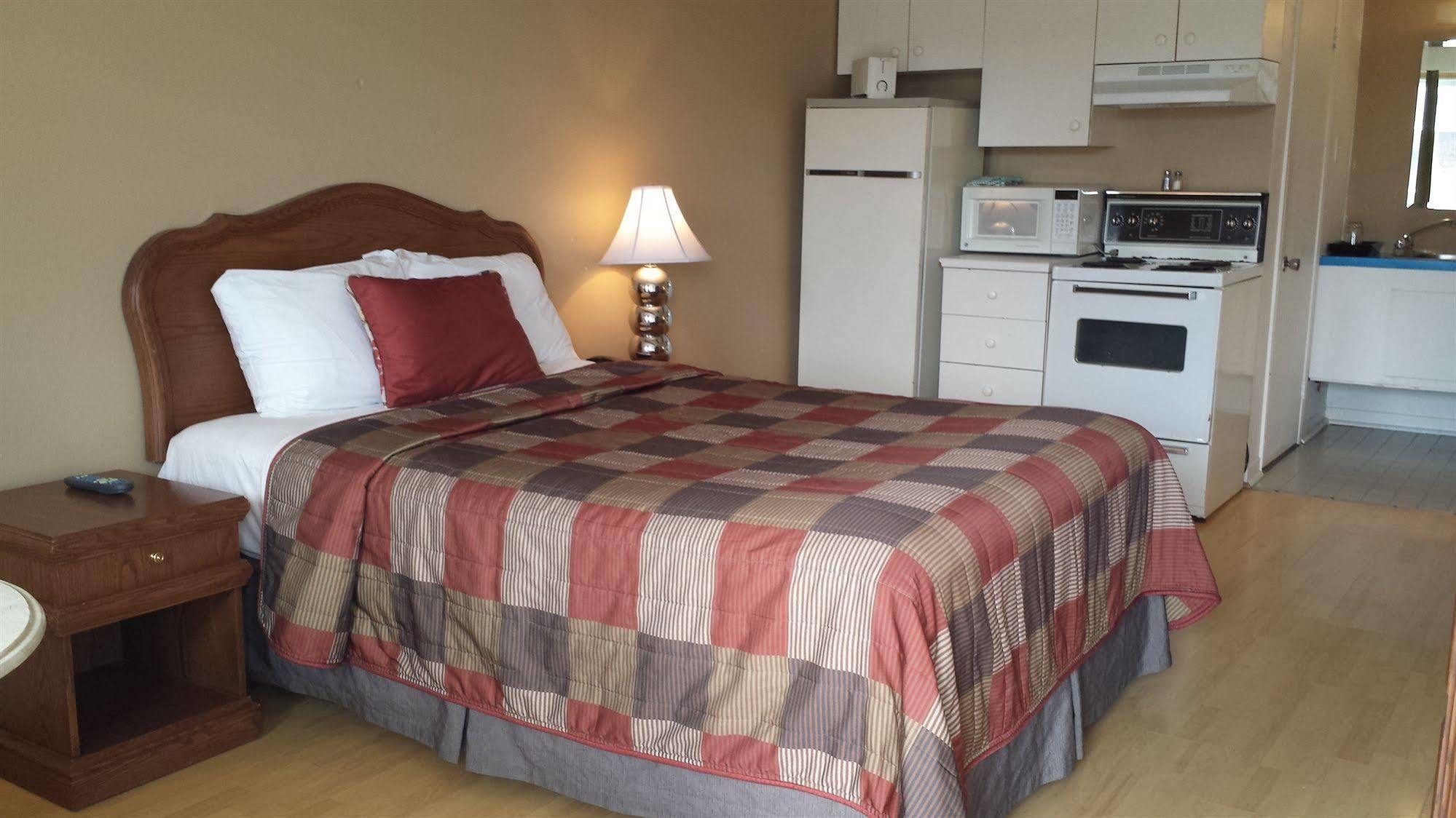 Motel Iberville Saint-Jean-sur-Richelieu Ngoại thất bức ảnh