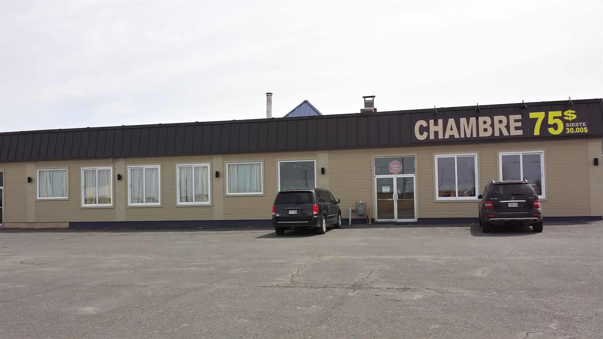Motel Iberville Saint-Jean-sur-Richelieu Ngoại thất bức ảnh